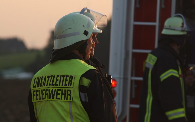 Dinas Damkar Pringsewu Menggelar Latihan Simulasi Perbukitan